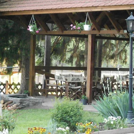 Agneslaki Okoturisztikai Centrum Es Vadaszhaz Bed & Breakfast